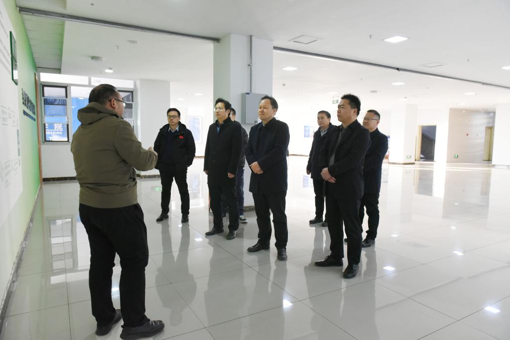 参观百泉现代农业研究院